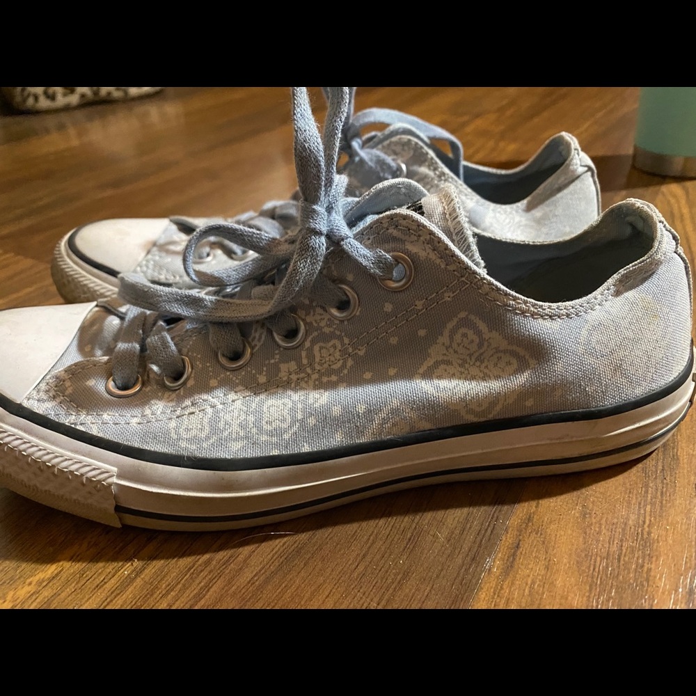 Printed Converse